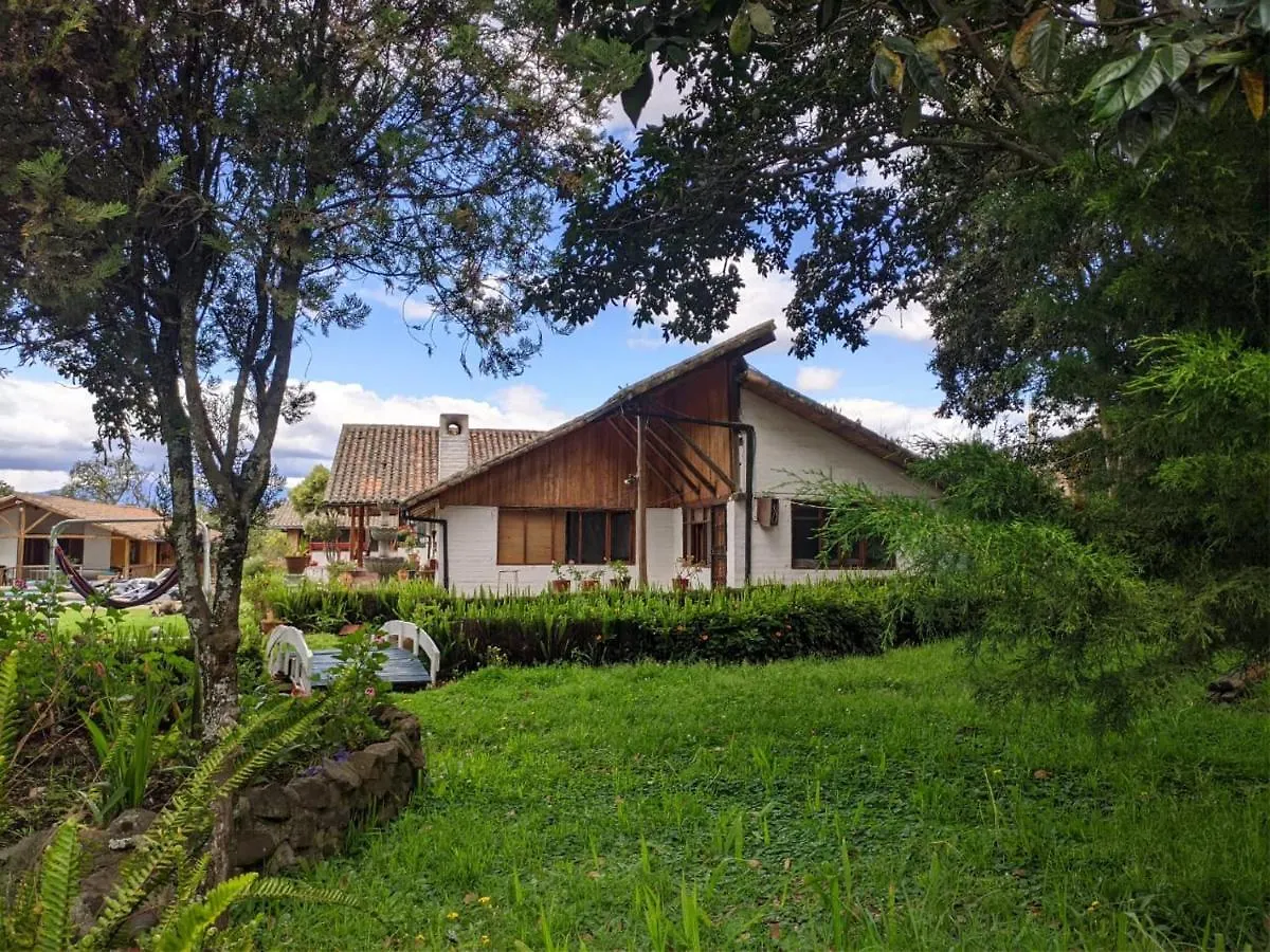 Quinta Samai 20 Min From Quito Airport酒店