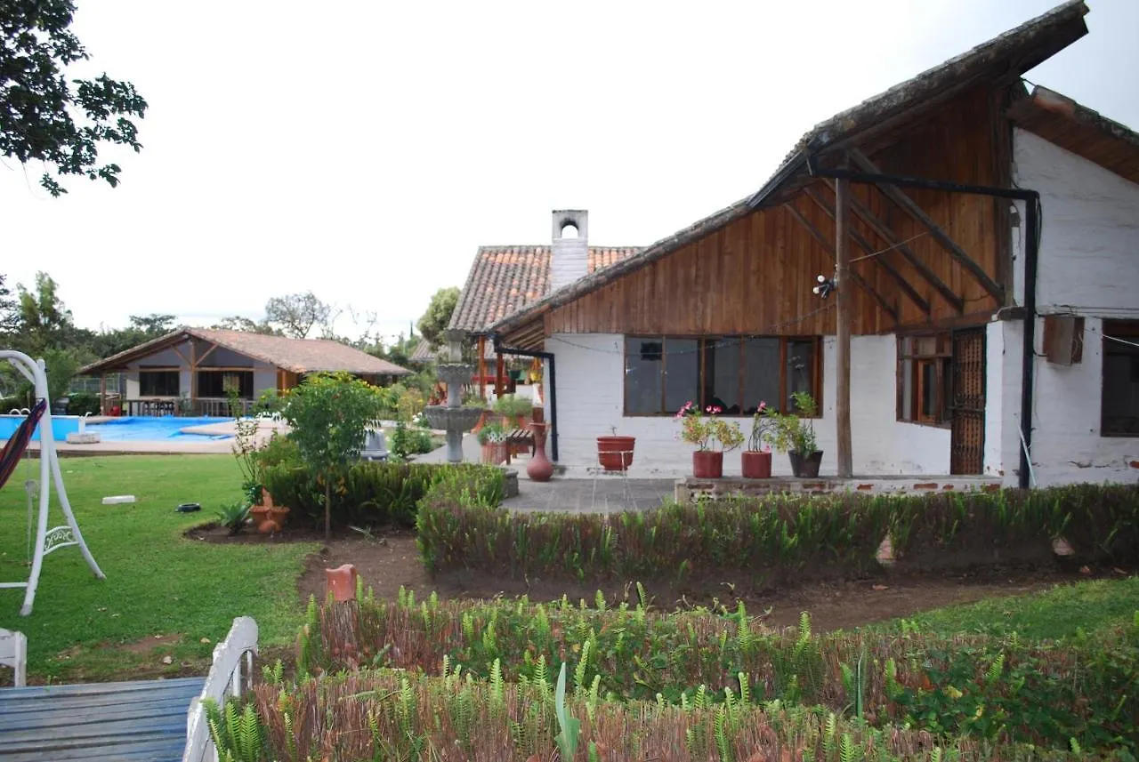Quinta Samai 20 Min From Quito Airport酒店
